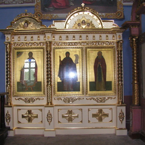 киот тройной напольный