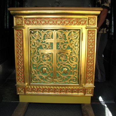 жертвенник - резной, окрас, позолота